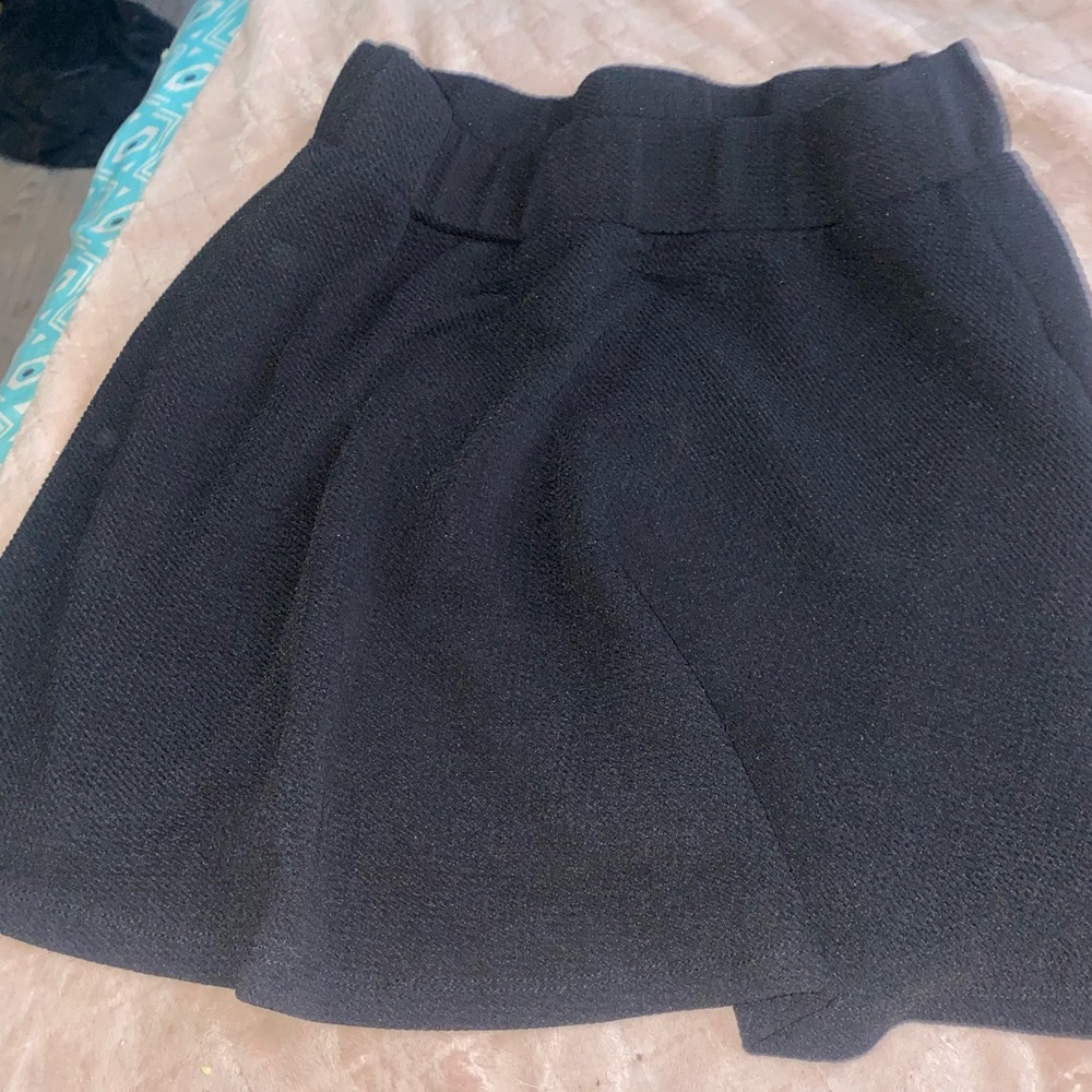 Women’s Shein black skirt size M